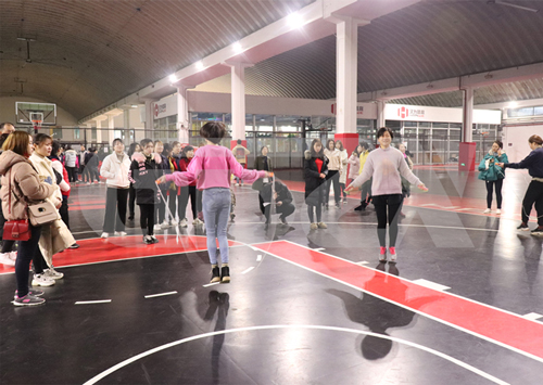 跳繩.jpg 跳繩.jpg